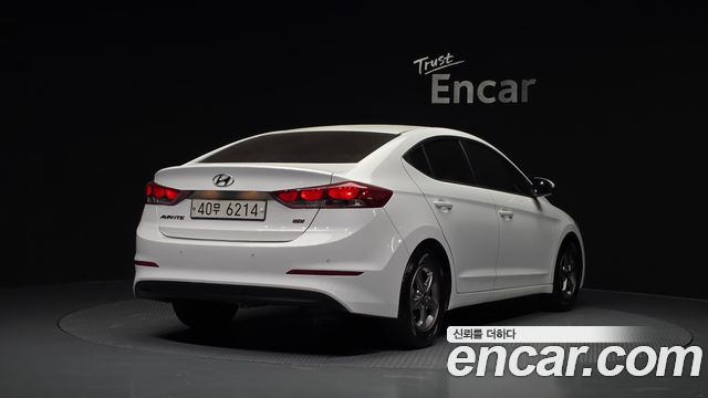 Hyundai AVANTE 2016 — photo 2
