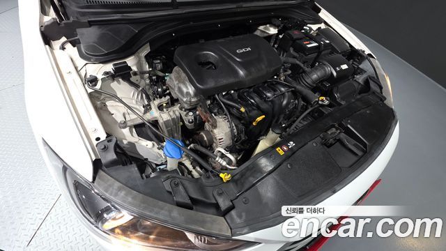 Hyundai AVANTE 2016 — photo 6