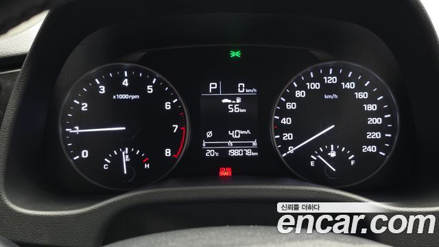 Hyundai AVANTE 2016 — photo 8