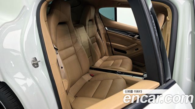 Porsche Panamera 2013 — photo 12