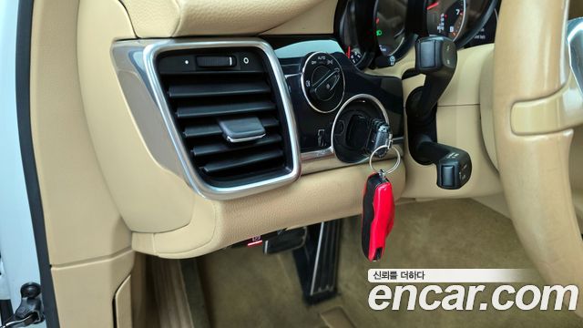 Porsche Panamera 2013 — photo 16