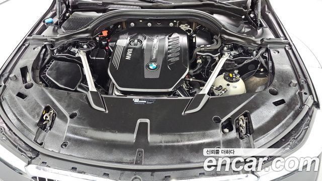 BMW Gran Turismo 2019 — photo 6