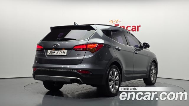 Hyundai Santafe 2015 — photo 2
