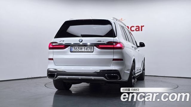 BMW X7 2022 — photo 4