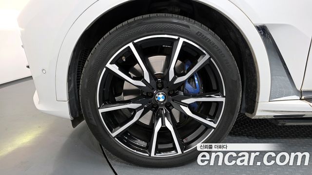 BMW X7 2022 — photo 5
