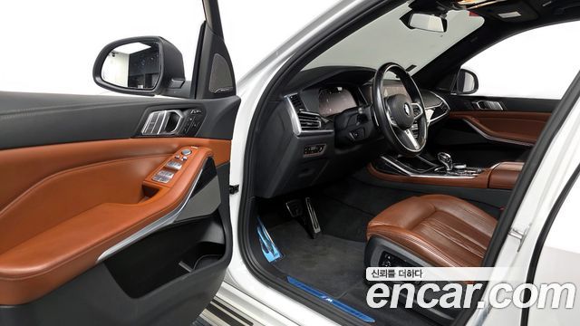 BMW X7 2022 — photo 13
