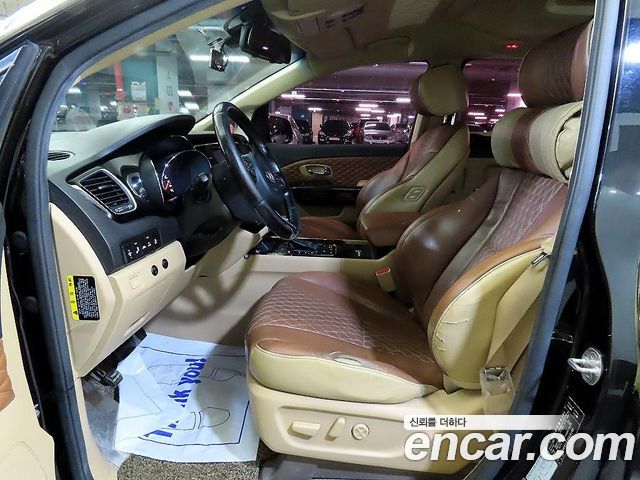 Kia Canival 2018 — photo 6