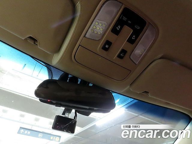 Kia Canival 2018 — photo 14