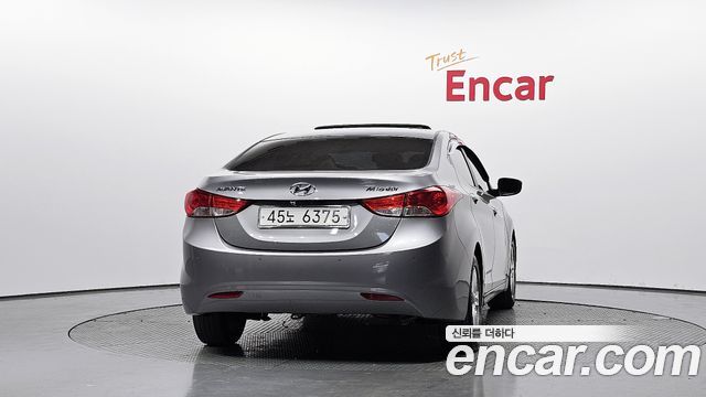 Hyundai AVANTE 2012 — photo 4
