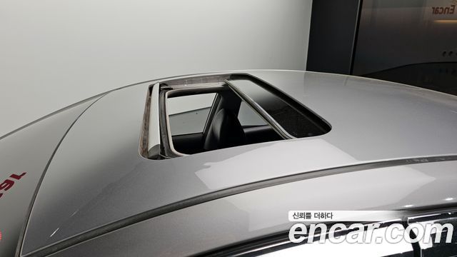 Hyundai AVANTE 2012 — photo 17