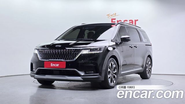 Kia Canival 2021 — photo 1