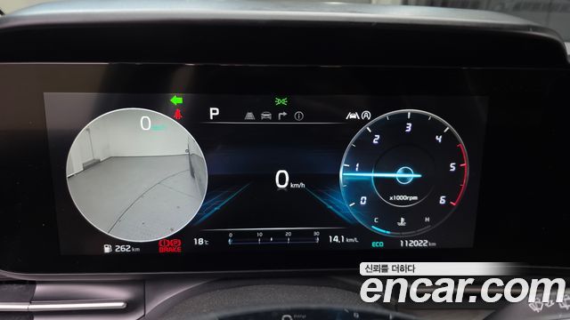Kia Canival 2021 — photo 11
