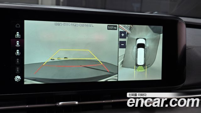 Kia Canival 2021 — photo 21