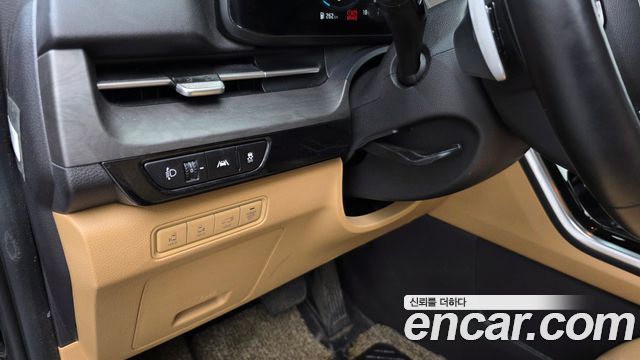 Kia Canival 2021 — photo 25