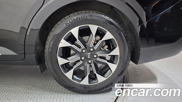 Kia Canival 2021 — photo 7