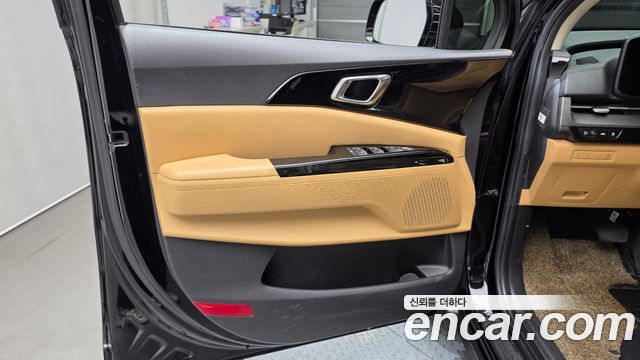 Kia Canival 2021 — photo 14