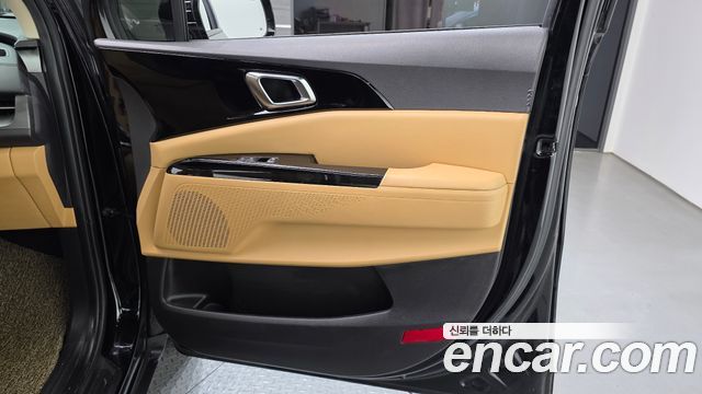Kia Canival 2021 — photo 15