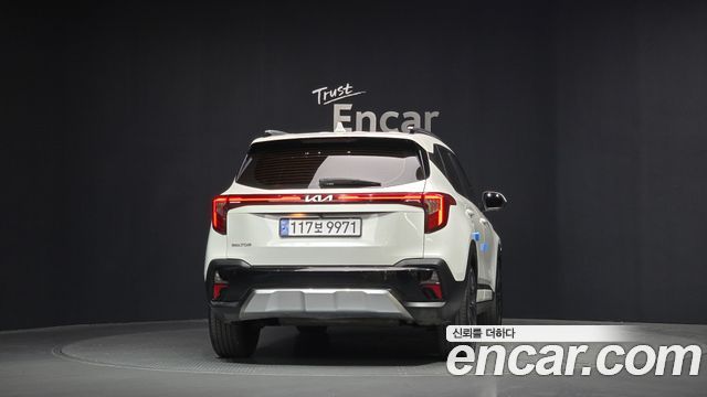 Kia Seltos 2023 — photo 4