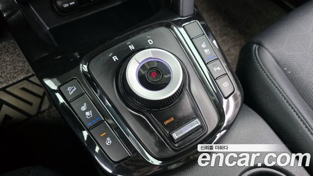 Kia Seltos 2023 — photo 9