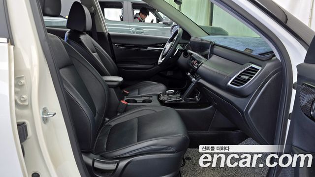 Kia Seltos 2023 — photo 11