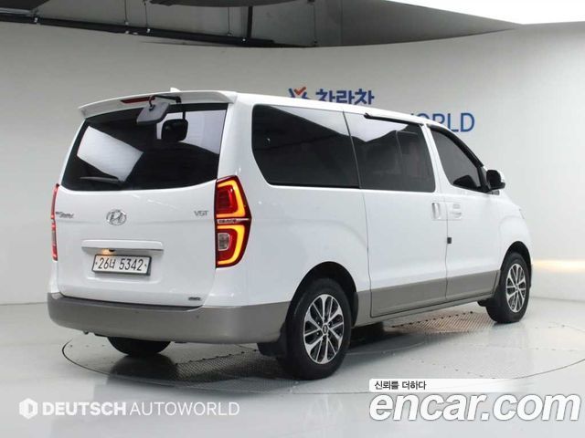 Hyundai Starex 2018 — photo 2