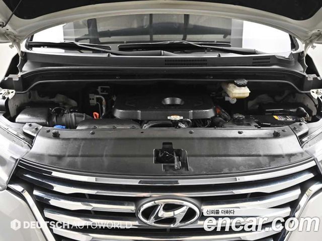 Hyundai Starex 2018 — photo 6