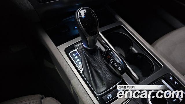 Hyundai Genesis 2015 — photo 9