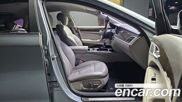 Hyundai Genesis 2015 — photo 12