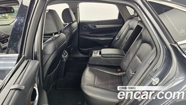 Hyundai Grandeur 2018 — photo 12