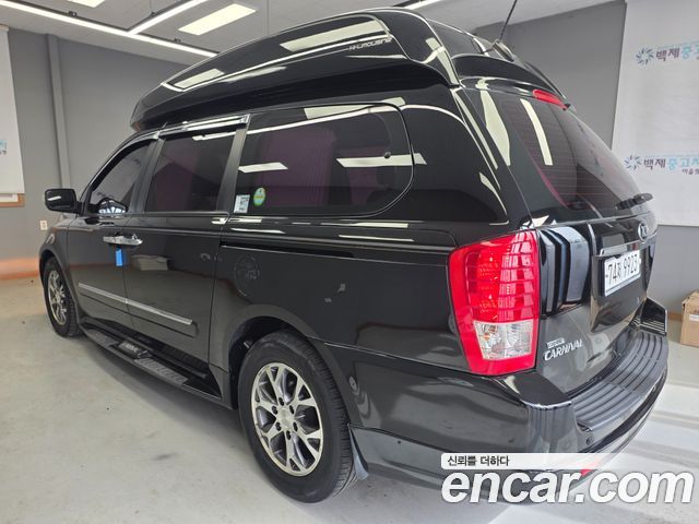 Kia Canival 2014 — photo 2