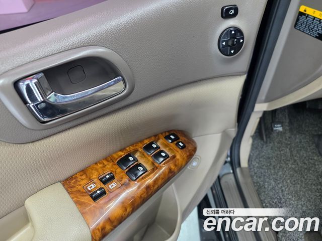 Kia Canival 2014 — photo 11