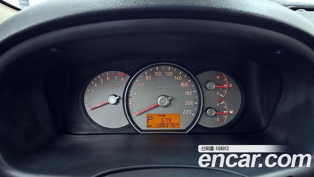 Kia Carens 2007 — photo 8