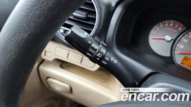 Kia Carens 2007 — photo 16