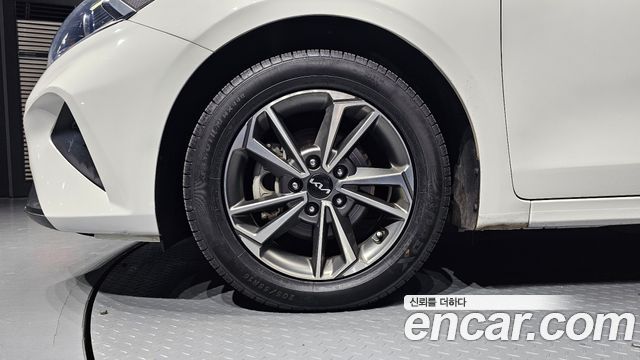 Kia K3 2022 — photo 5