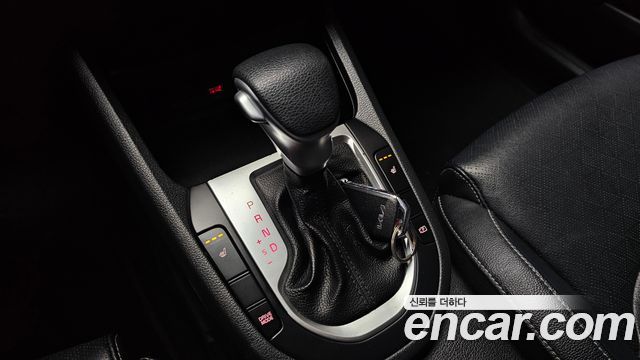 Kia K3 2022 — photo 12