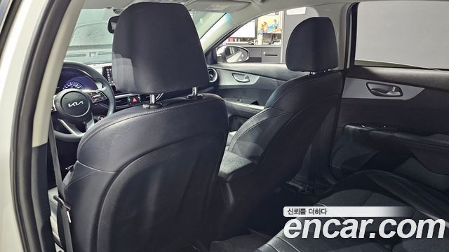 Kia K3 2022 — photo 16