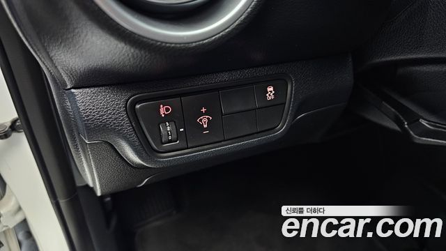 Kia K3 2022 — photo 29