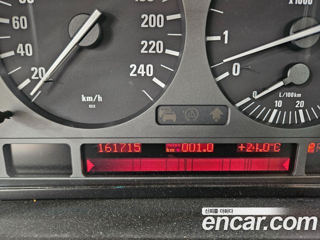 BMW 7-Series 1999 — photo 11