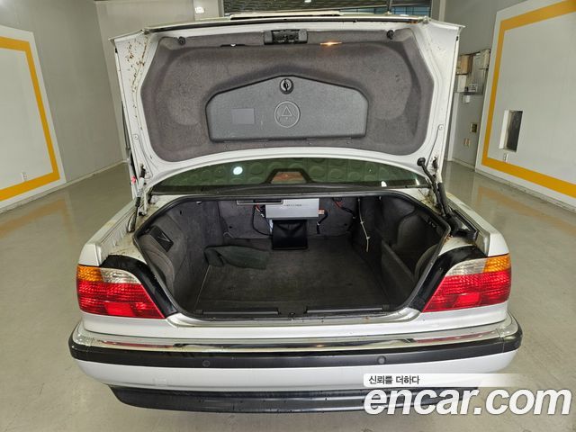 BMW 7-Series 1999 — photo 16