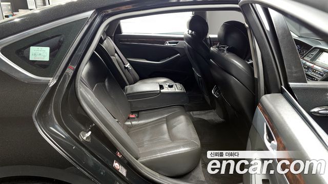 Hyundai Genesis 2016 — photo 11