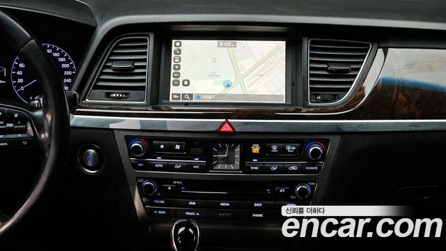 Hyundai Genesis 2016 — photo 14