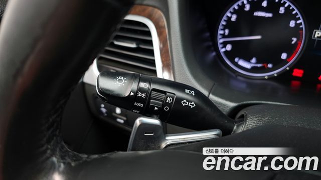 Hyundai Genesis 2016 — photo 17
