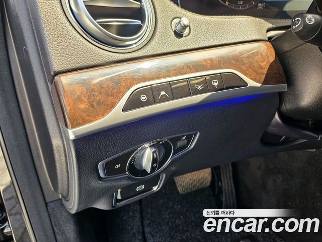 Mercedes-Benz S-Class 2018 — photo 14