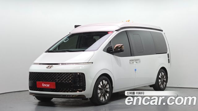 Hyundai Staria 2024 — photo 1