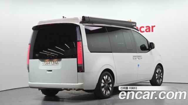 Hyundai Staria 2024 — photo 2