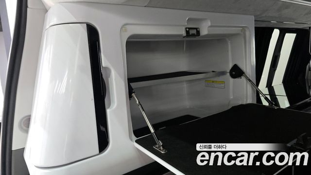Hyundai Staria 2024 — photo 24