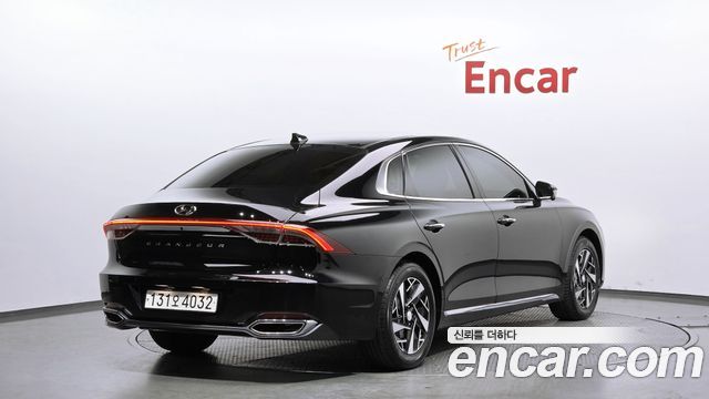 Hyundai Grandeur 2022 — photo 2