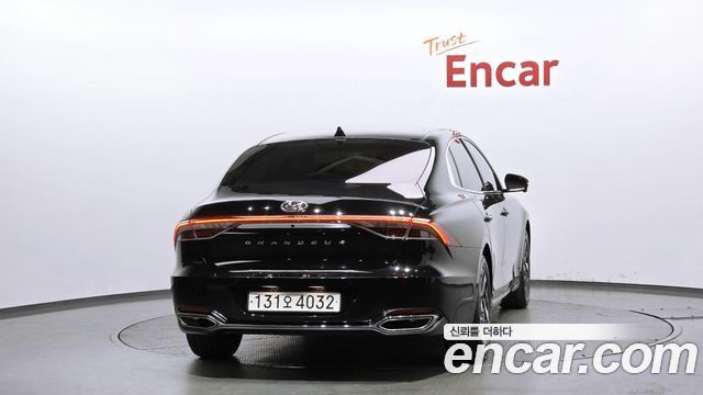 Hyundai Grandeur 2022 — photo 4