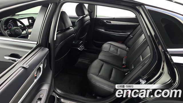 Hyundai Grandeur 2022 — photo 12