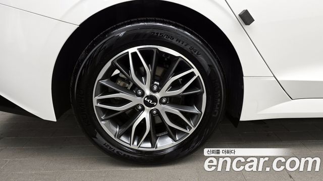 Kia K5 2022 — photo 5